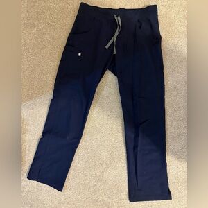 Women’s Figs scrub pants